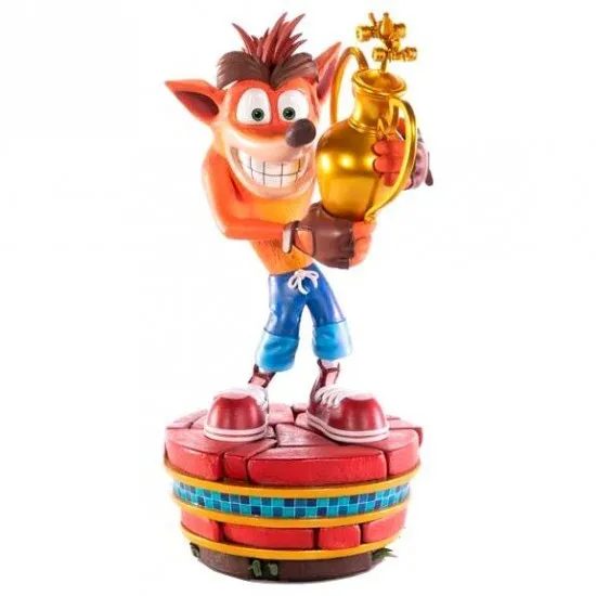 Crash Team Racing Resin Statue - Crash Winner