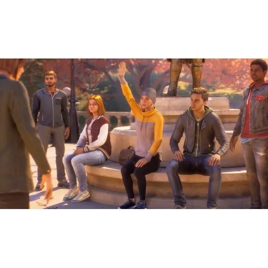 Life is Strange Reunion Xbox box art featuring Max and Chloe standing before Caledon University