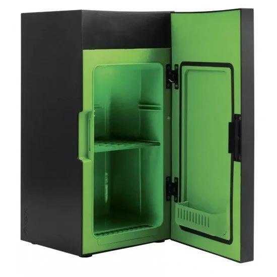Microsoft Xbox Series X Replica Drinks Cooler - 4.5 Litres at Itemdrop